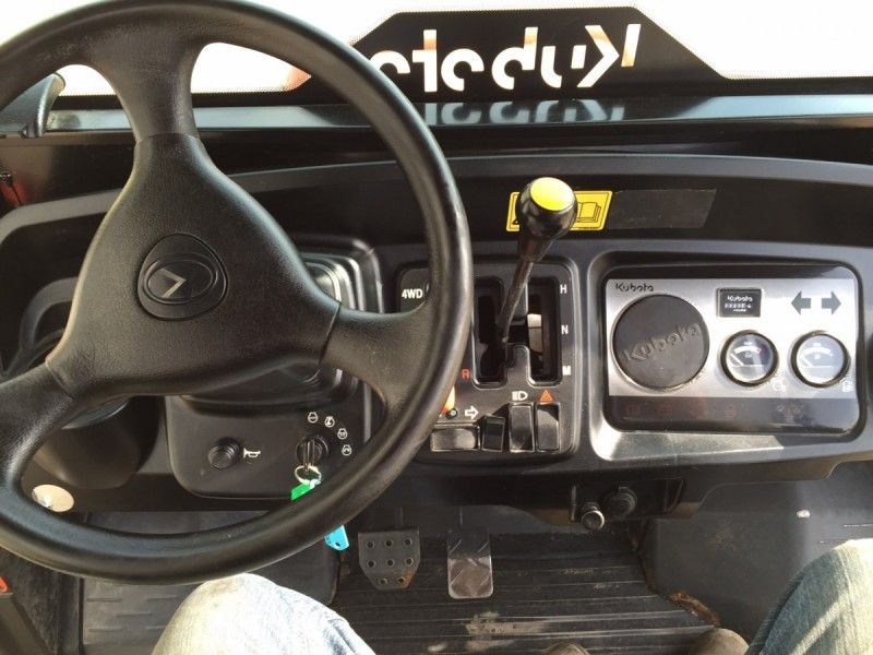 kubota - rtv900 - Image 4