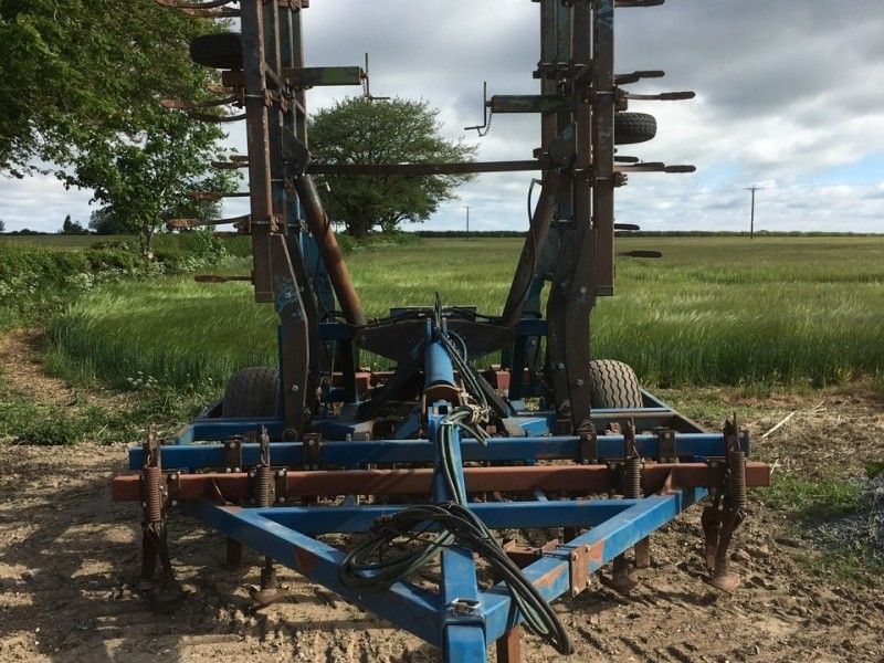 2009 - Pig tail cultivator - Image 1