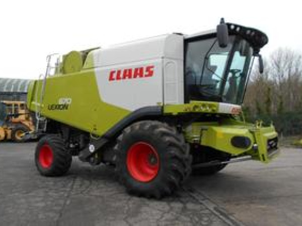Claas - Lexion 670 - Image 1