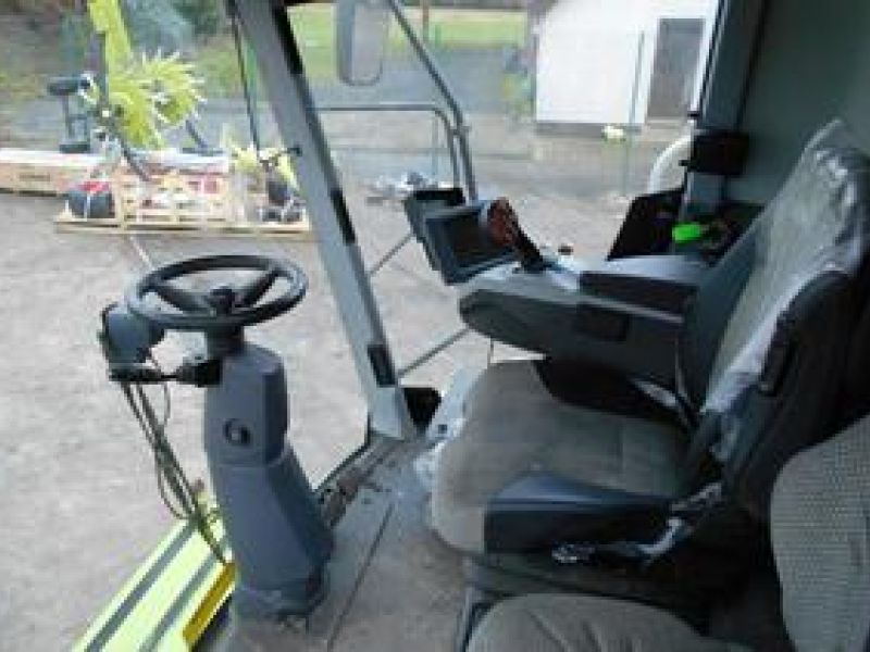 Claas - Lexion 670 - Image 7