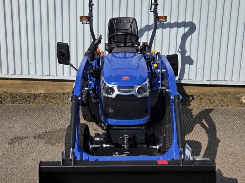 ISEKI - TXGS4 COMPACT TRACTOR - Image 3