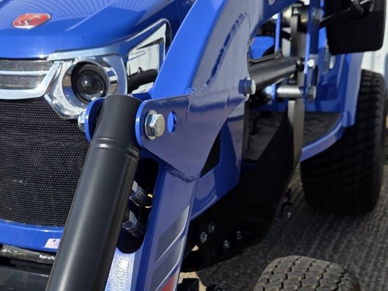 ISEKI - TXGS4 COMPACT TRACTOR - Image 5