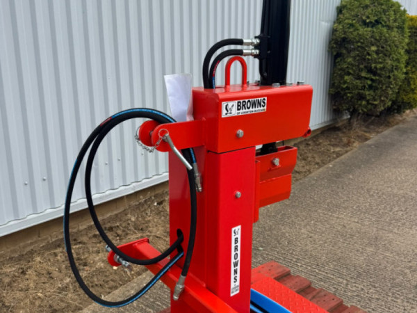 BROWN AG - 10 TON LOG SPLITTER - Image 1