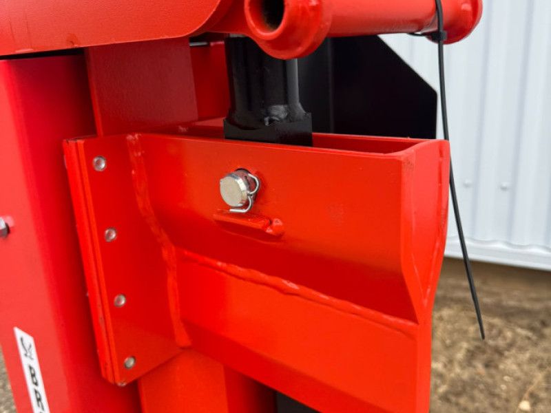 BROWN AG - 10 TON LOG SPLITTER - Image 3