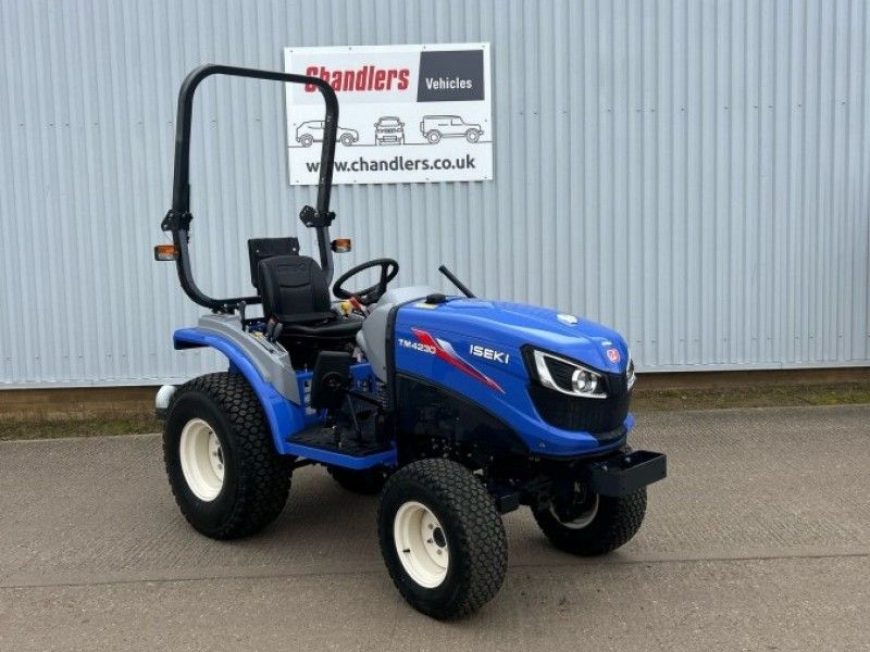 ISEKI - TM4230 COMPACT TRACTOR - Image 1
