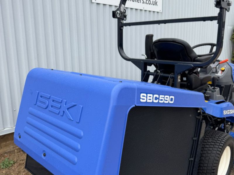ISEKI - SXG324 RIDE ON MOWER - Image 8