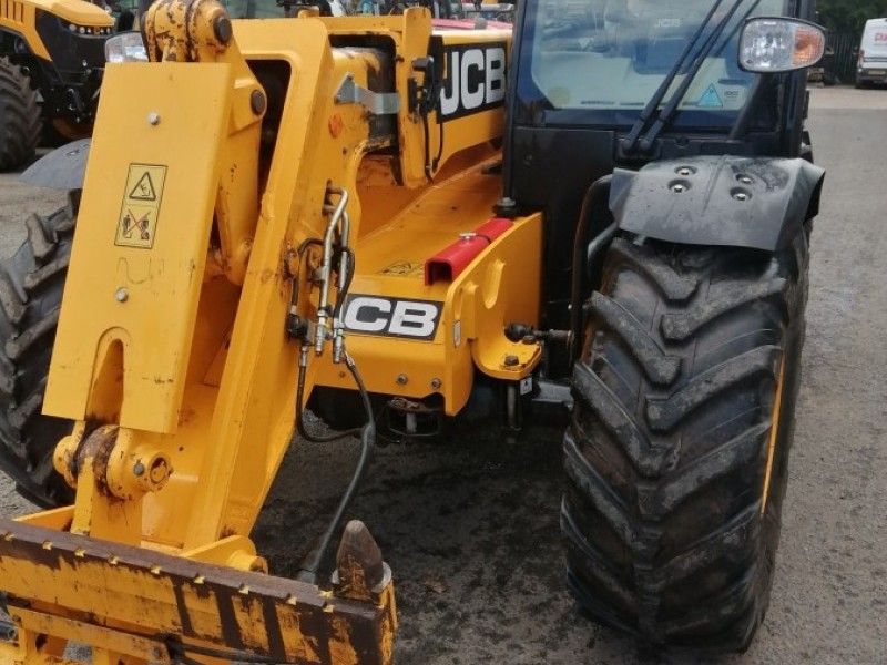 JCB - 538 60 AGRI SUPER  - Image 4