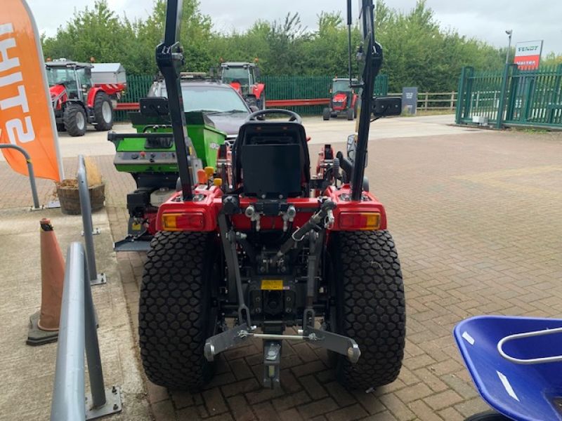 MASSEY FERGUSON - 1525HP COMPACT TRACTOR - Image 6