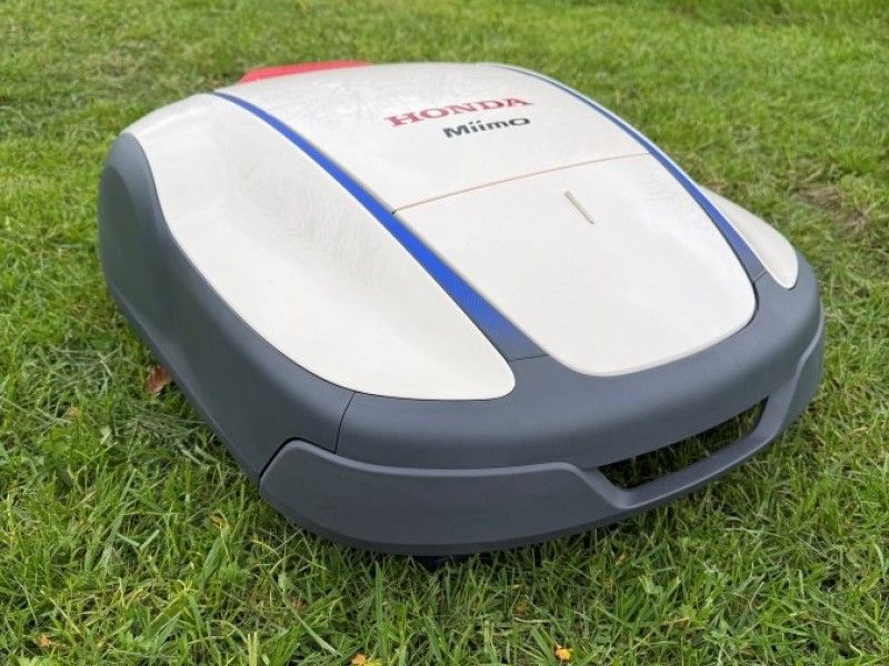 HONDA - HRM2500LIVE ROBOTIC MOWER - Image 1