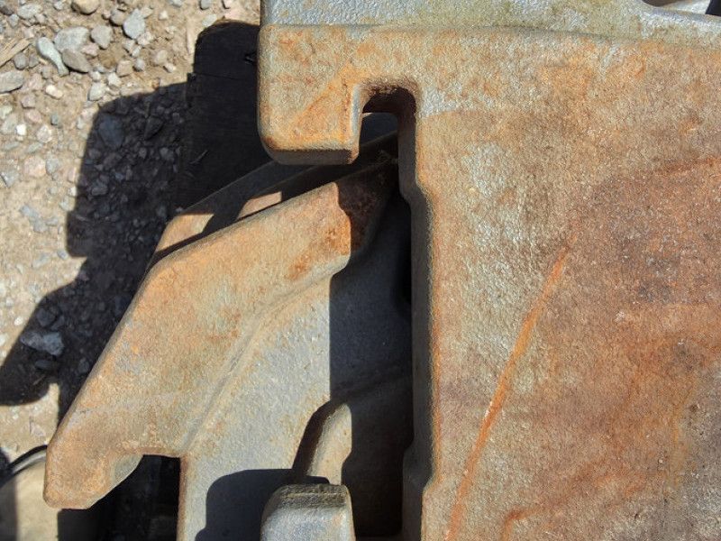 MASSEY FERGUSON - 10 X 40KG GLOBAL WEIGHTS - Image 2