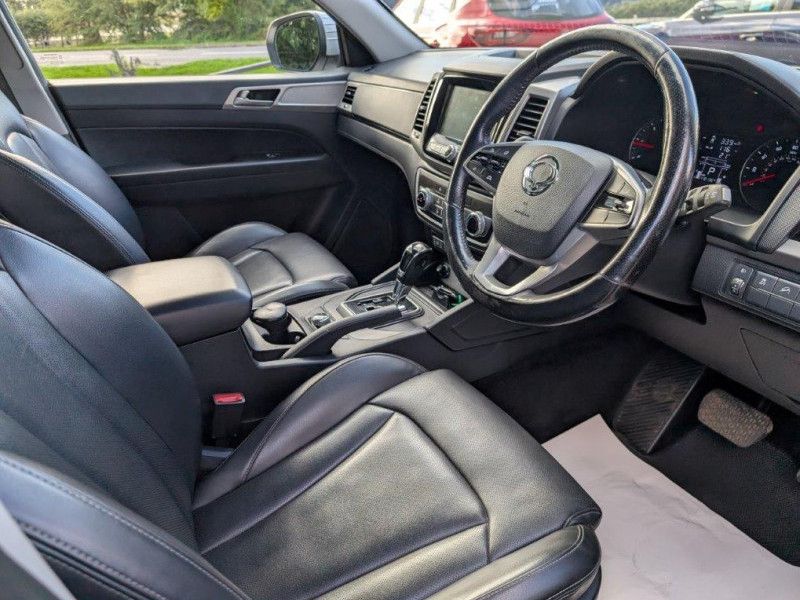 SSANGYONG - MUSSO DC 2.2 REBEL - Image 6