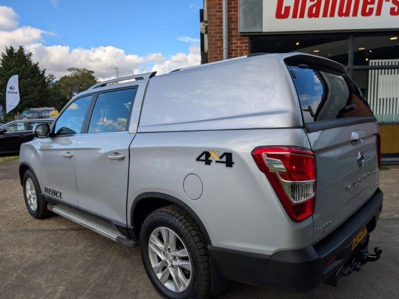 SSANGYONG - MUSSO DC 2.2 REBEL - Image 4