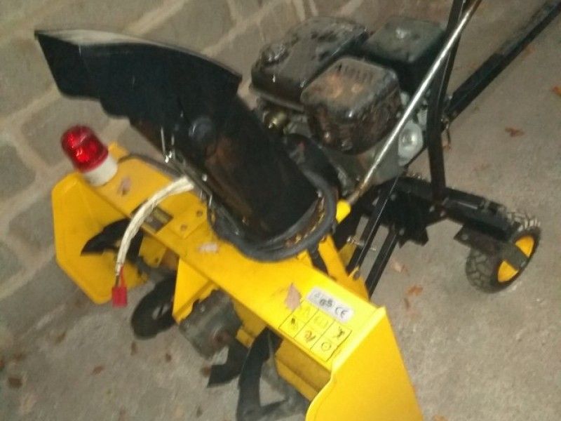 Snow blower - not known - Image 2