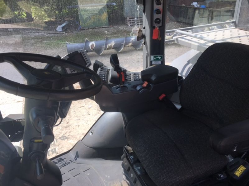 CHALLENGER - ROGATOR 655B SPRAYER - Image 8