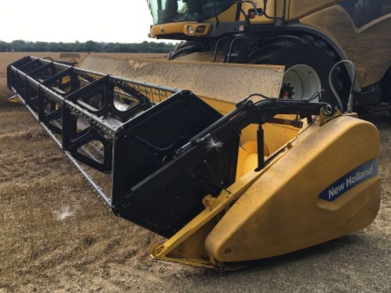 New Holland - CR9080 Elevation - Image 5