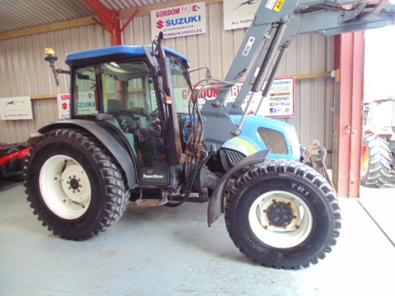 New Holland - T4050 - Image 4