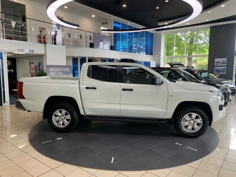 MITSUBISHI - L200 DC 2.4 TITAN - Image 3