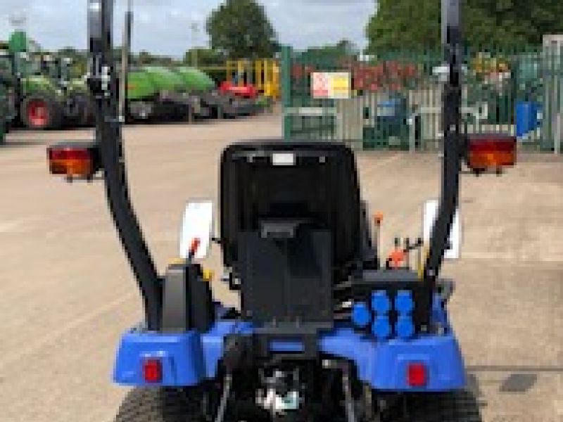ISEKI - TXGS24 COMPACT TRACTOR - Image 4