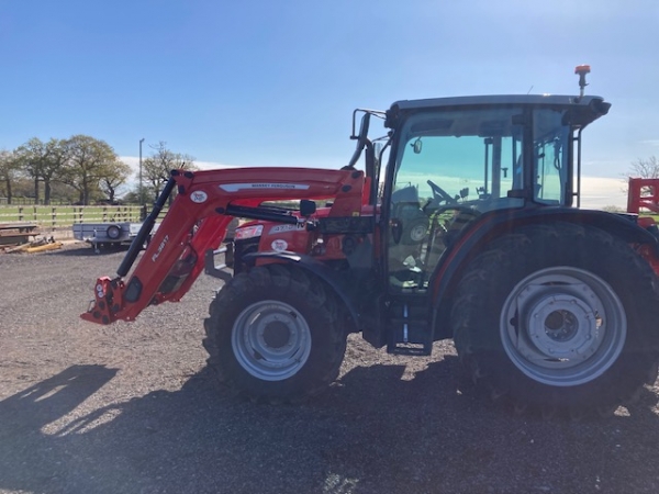 MASSEY FERGUSON - 4710M TRACTOR AND LOADER - Image 1