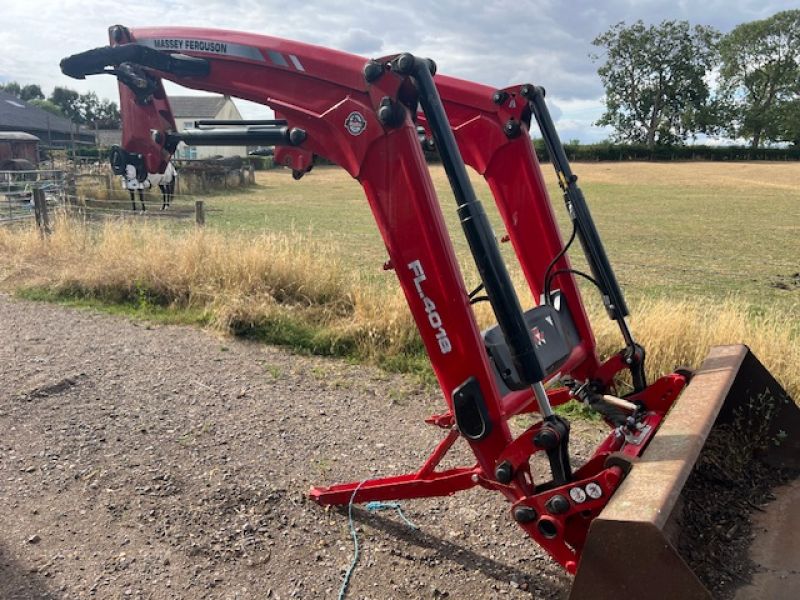 MASSEY FERGUSON - 5S.145 TRACTOR AND LOADER - Image 6