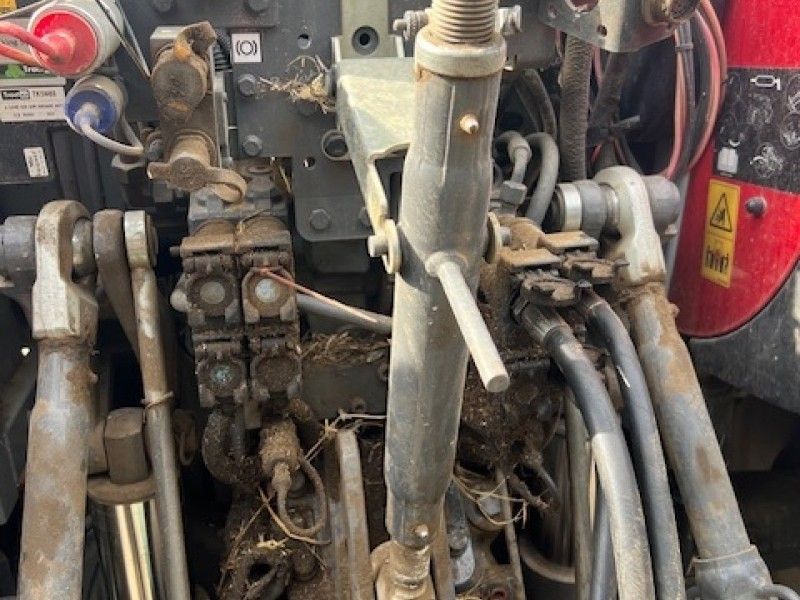 MASSEY FERGUSON - 5S.145 TRACTOR AND LOADER - Image 5