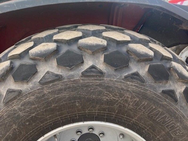 Massey Ferguson - 4708M - Image 6