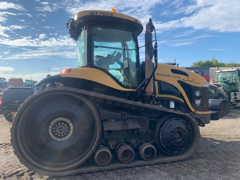 CHALLENGER - MT765B TRACKED TRACTOR - Image 3