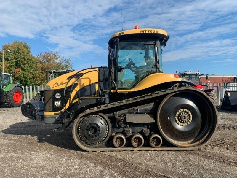 CHALLENGER - MT765B TRACKED TRACTOR - Image 4