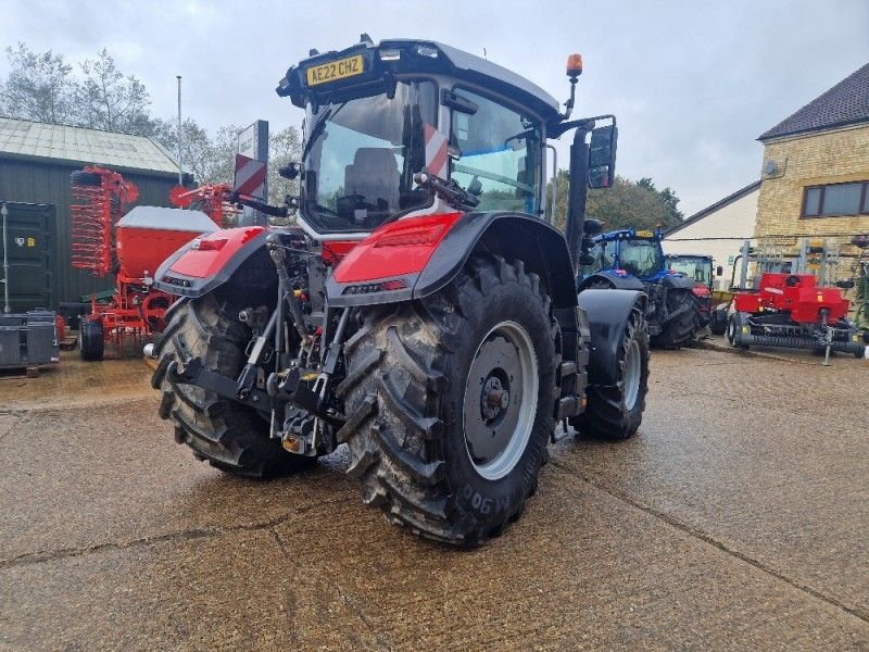 Massey Ferguson - 8S.265 EXD7 Tractor - Image 4