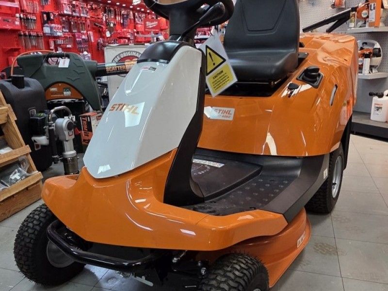 STIHL - 4082 RIDE ON MOWER - Image 2