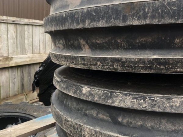 Massey Ferguson - 10.00 16CP 10PR Wheels - Image 1