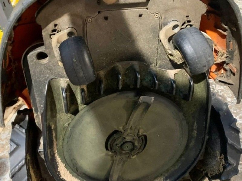 STIHL - RMI632P ROBOTIC MOWER - Image 5