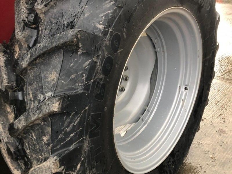 MASSEY FERGUSON - 340 85R24 AND 420 85R34 - Image 1