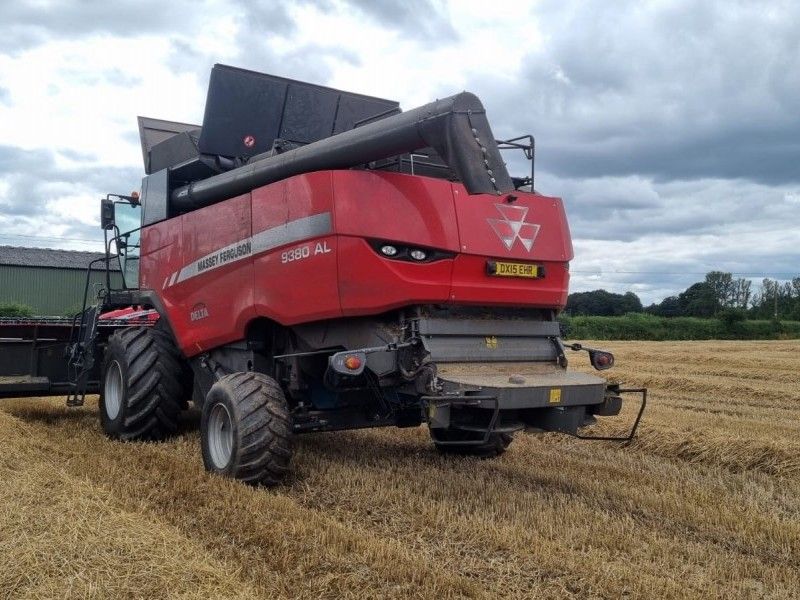 Massey Ferguson - 9380 Combine - Image 4