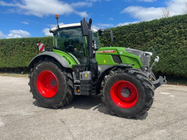 FENDT - 728 VARIO GEN 7 TRACTOR - Image 1