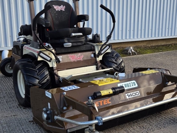 GRASSHOPPER - 900D OUTFRONT MOWER - Image 1