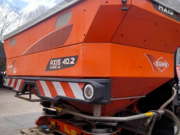 Kuhn - AXIS 40.2 BROADCASTER - Image 1