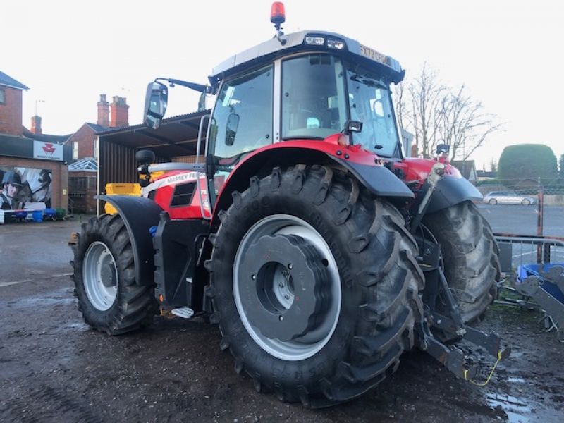 MASSEY FERGUSON - 7S.210 EXDV TRACTOR - Image 3