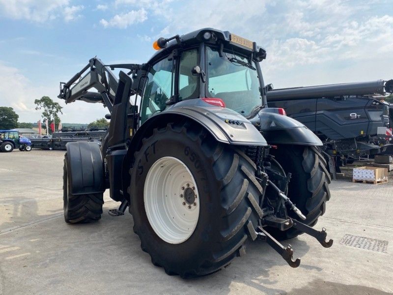 Valtra - T214V ST - Image 2