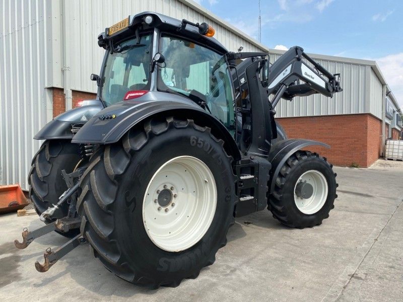 Valtra - T214V ST - Image 3