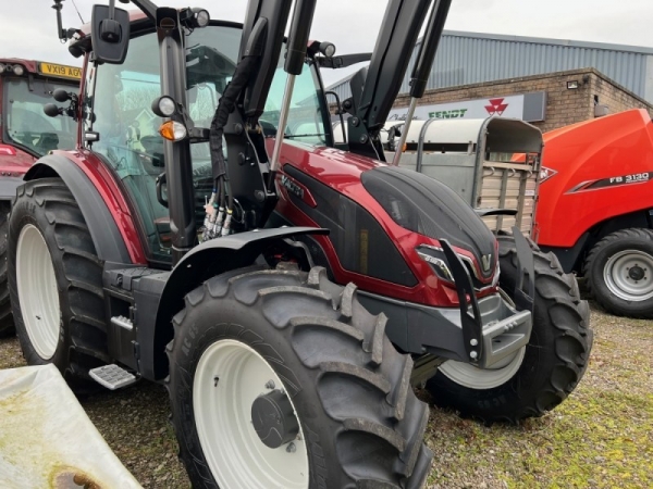 Valtra - G125EH TRACTOR - Image 1