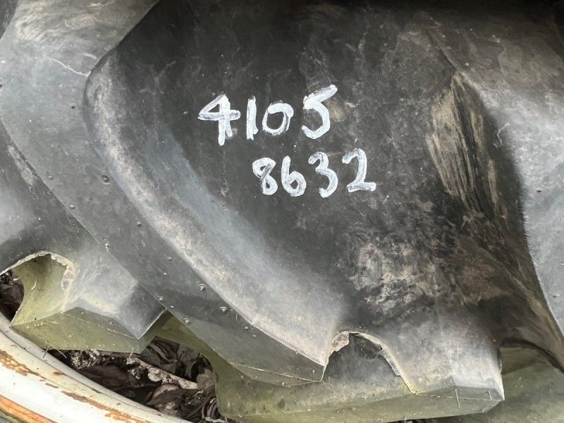 MASSEY FERGUSON - ROW CROP WHEELS - Image 2