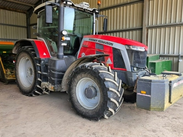 MASSEY FERGUSON - 8S.205 EXD7 TRACTOR - Image 1