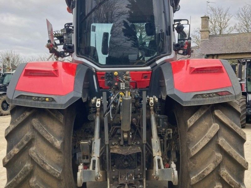 Massey Ferguson - 8S.265 EXD7 Tractor - Image 4