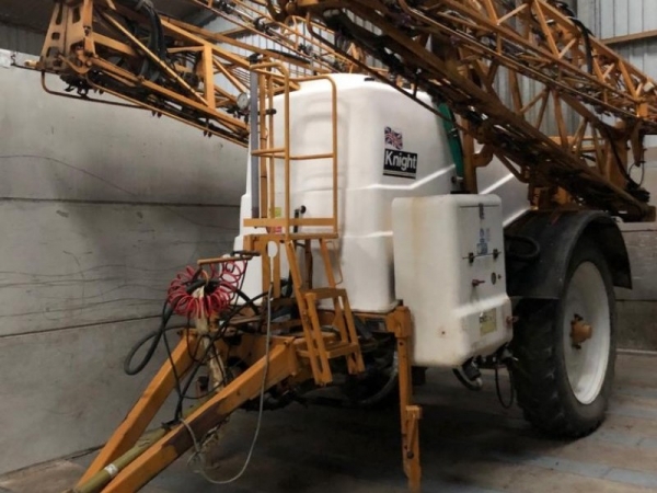 Knight - EUA 3800 Sprayer - Image 1