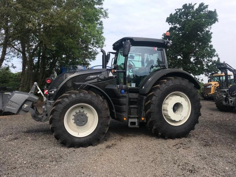 Valtra - S394 4WD Tractor - Image 2