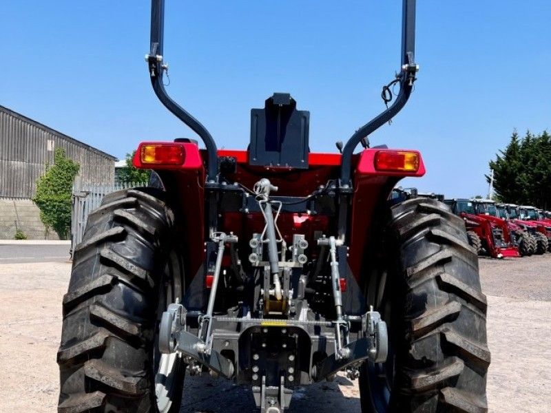 Massey Ferguson - 1765M MP Compact Tractor - Image 5