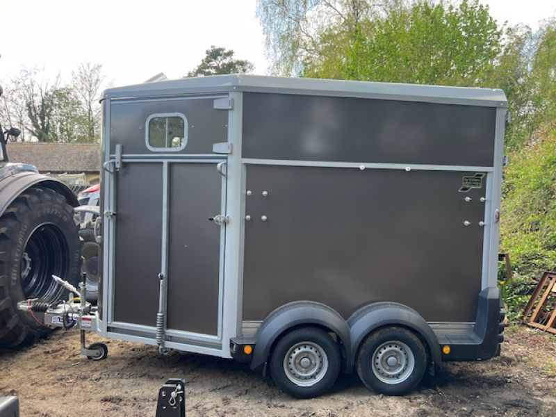 IFOR WILLIAMS - HB511R HORSEBOX - Image 2