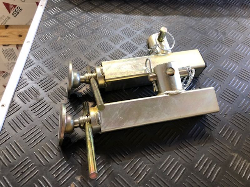 IFOR WILLIAMS - KX6316 PROPS - Image 1