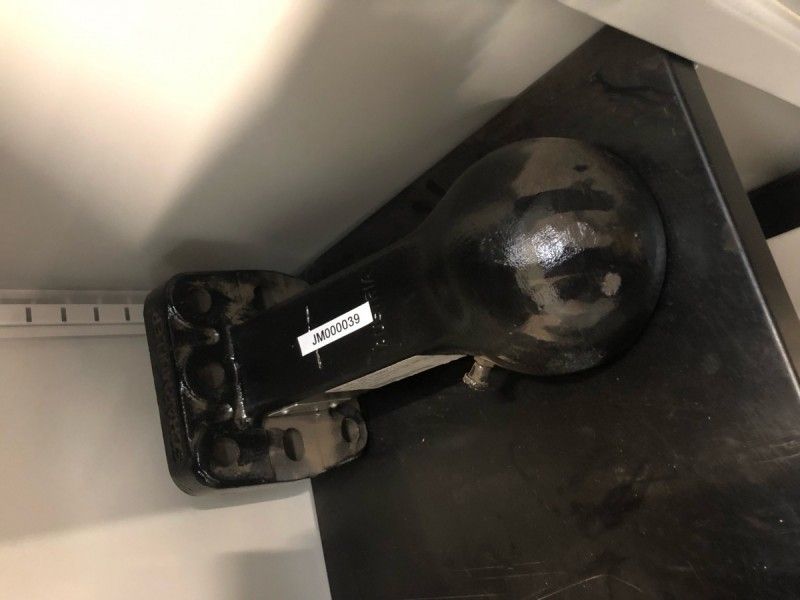 SCHARMULLER - K80 HITCH INSERT - Image 1